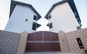 Wan Danisha Villa Inn